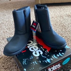 Totes Winter Boots - NEW - Size 7
